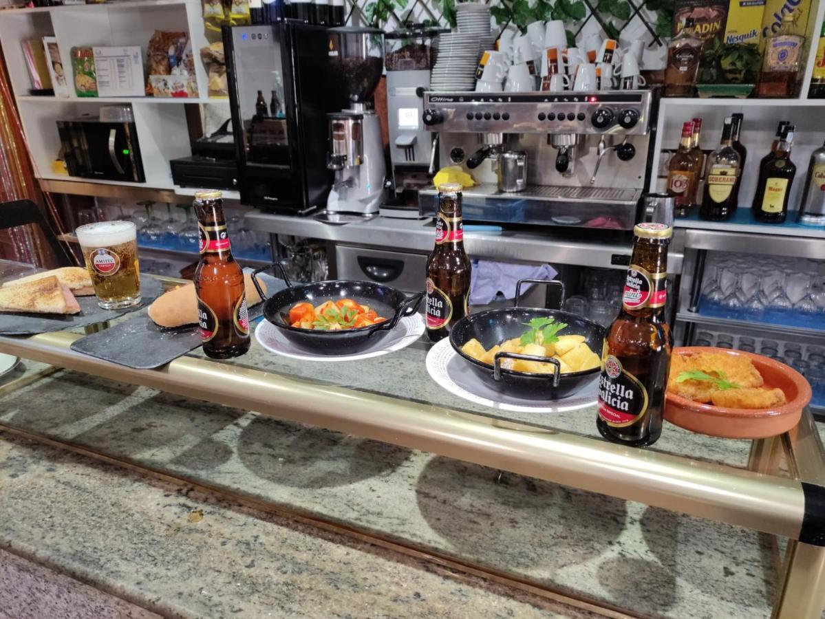 Hostal Restaurante El Abad Abadía Zewnętrze zdjęcie