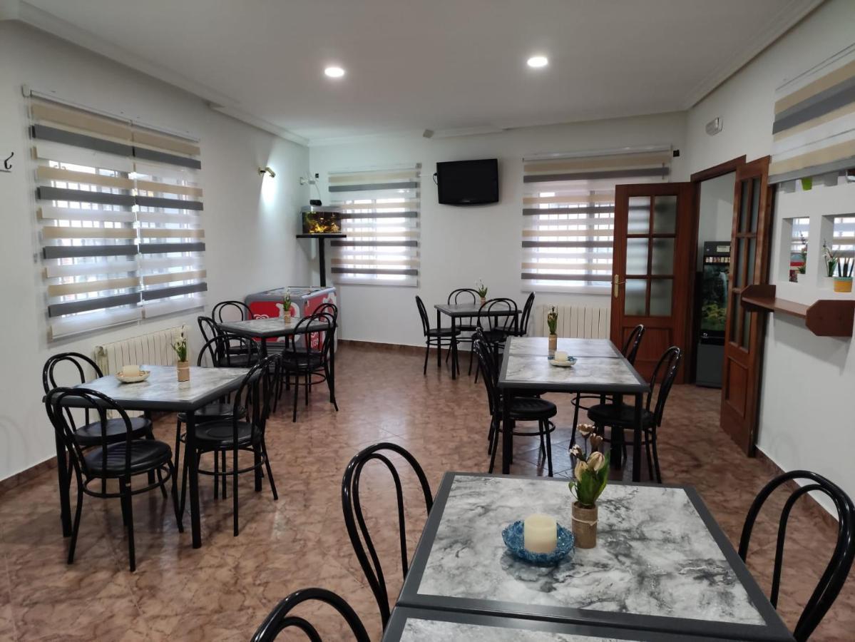 Hostal Restaurante El Abad Abadía Zewnętrze zdjęcie