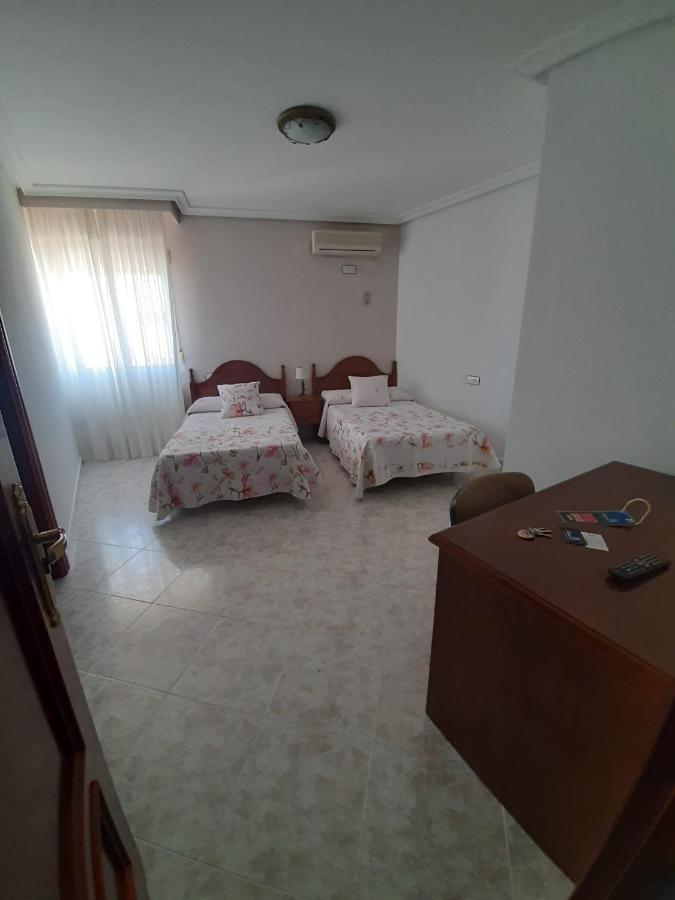 Hostal Restaurante El Abad Abadía Zewnętrze zdjęcie